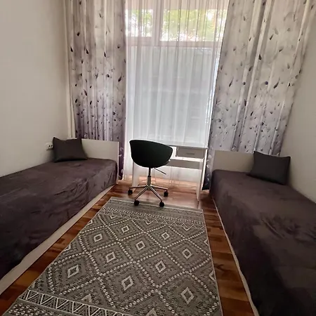 Pavel Apartman *